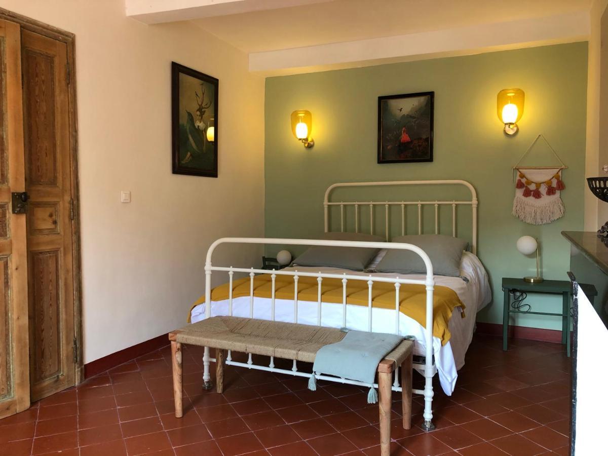 Bed and Breakfast L'Oiseau Bleu Rollier Roubia Exteriér fotografie